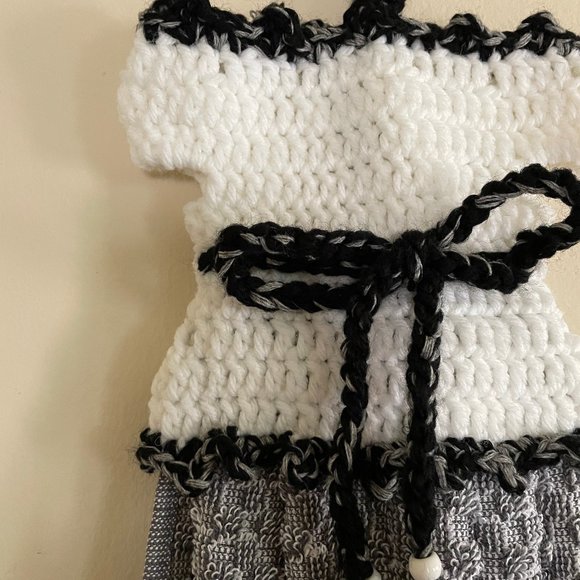 Dress Shape Dish Towel, Handmade Crochet Pot Holder, Crochet Set Towel Potholder - Picture 3 of 11